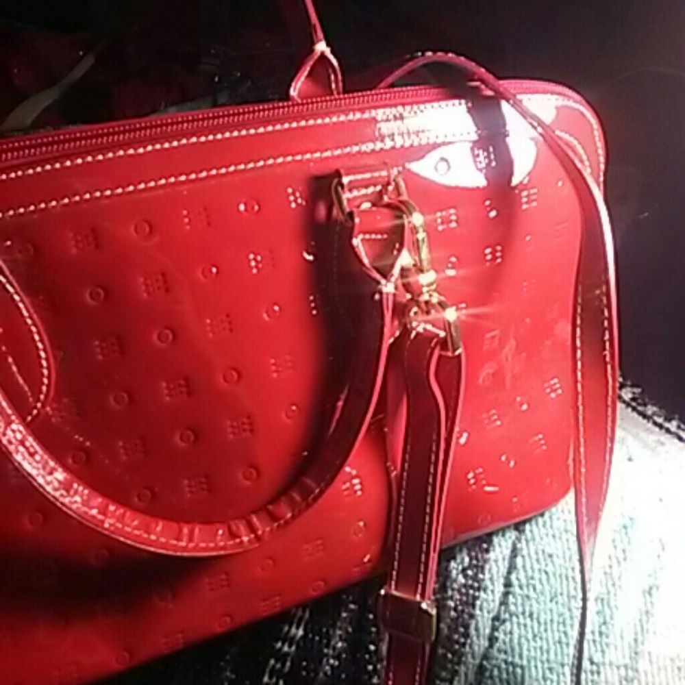 Red Arcadia pers in great shape